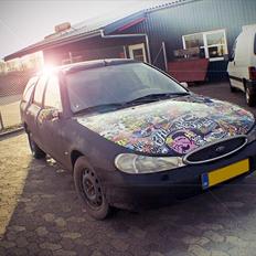 Ford Mondeo Stc. Hundebil