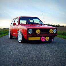 VW Golf MK1 GTI Pirelli