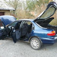 Ford Mondeo (Skrottet, motor solgt)