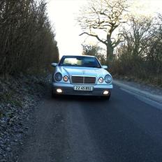 Mercedes Benz W210 E300 D