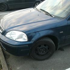 Honda Civic 1.5i ls vtec