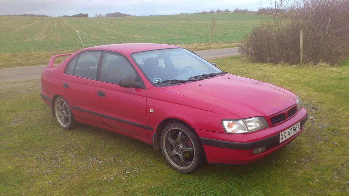 Toyota Carina E 2.0 billede 4