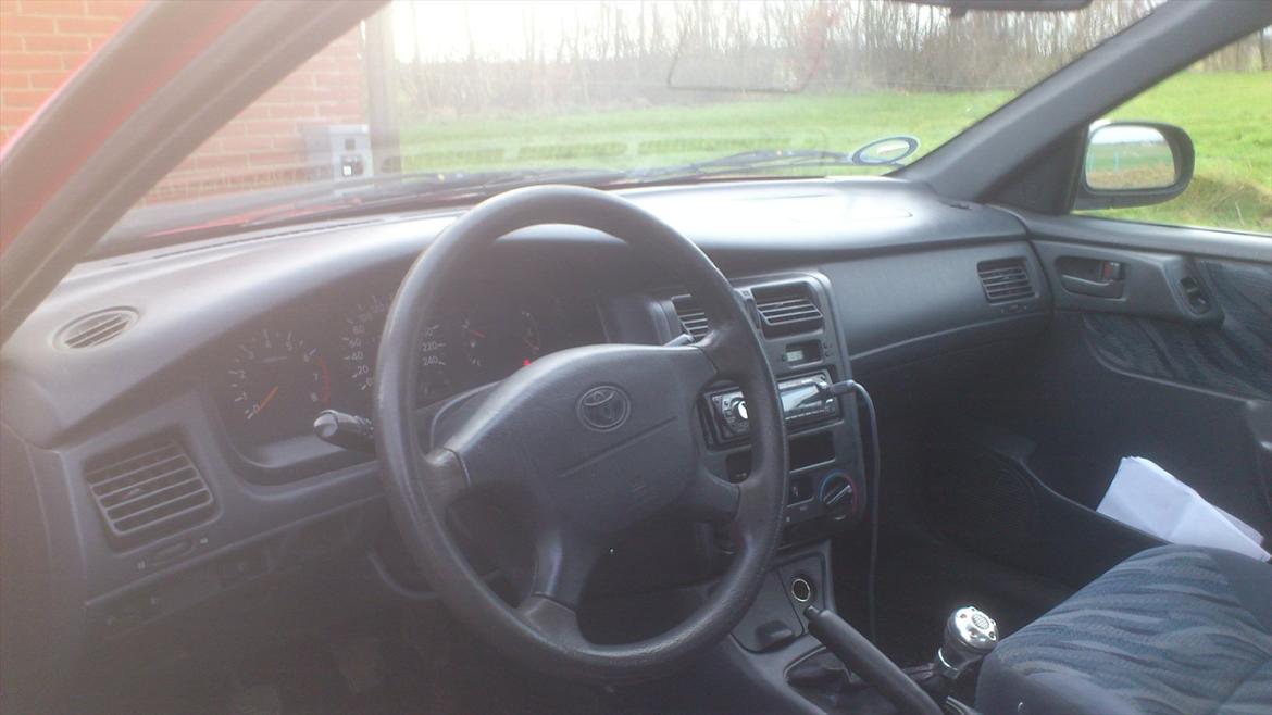 Toyota Carina E 2.0 billede 7