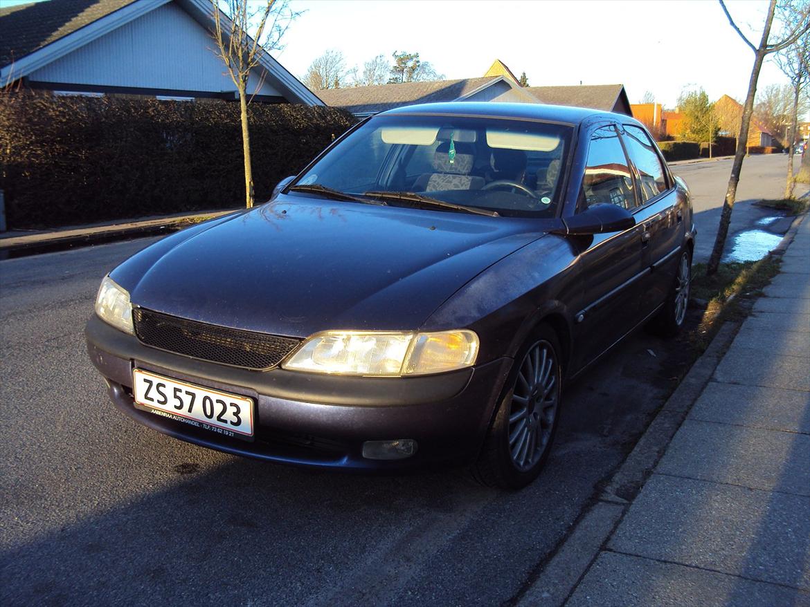 Opel Vectra B billede 2