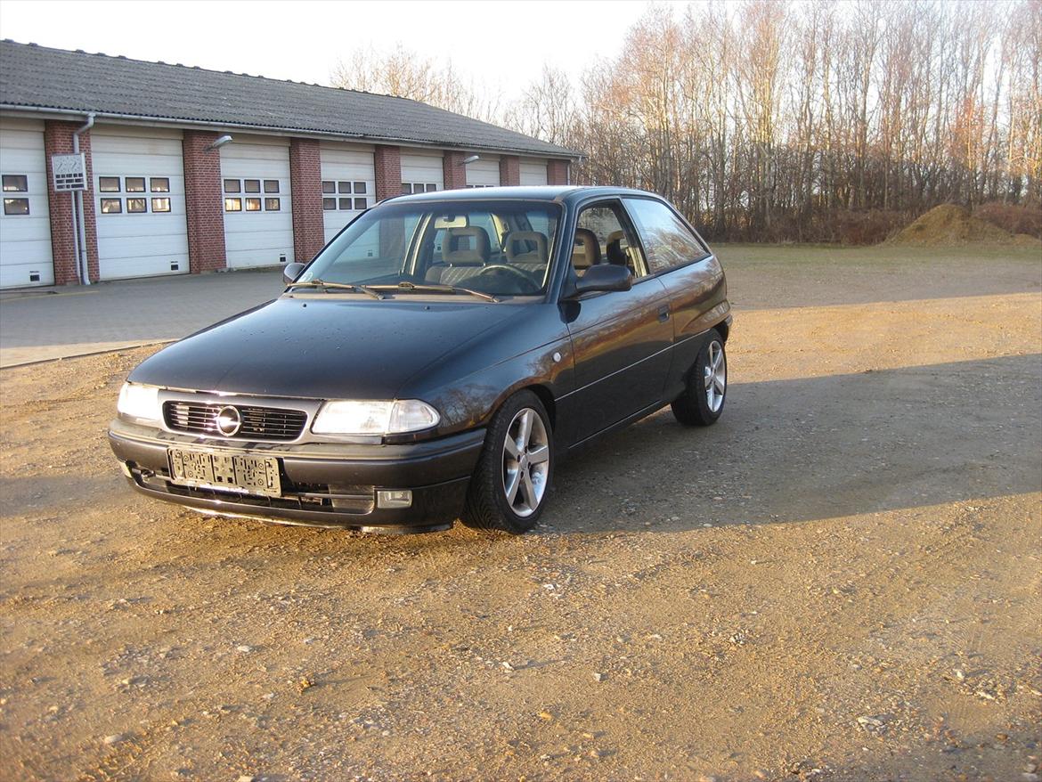 Opel Astra F gsi 16v solgt billede 7