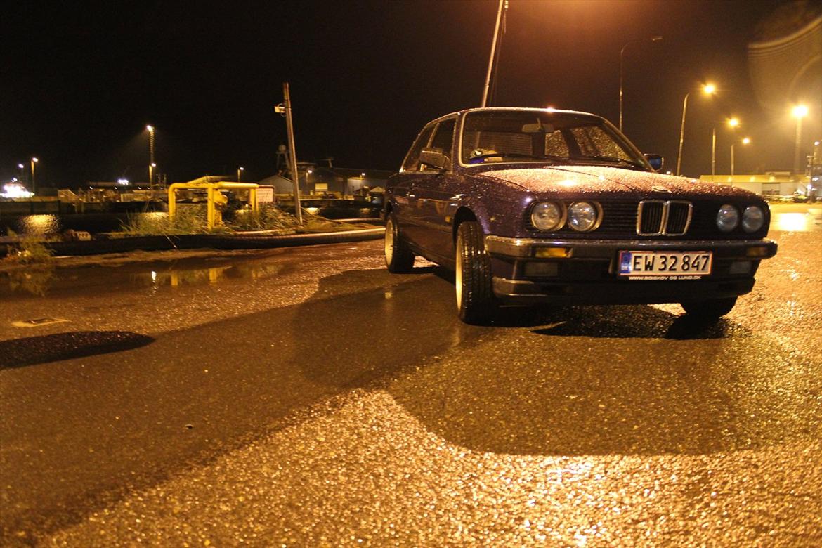 BMW E30 323 2.3i SOLGT billede 6