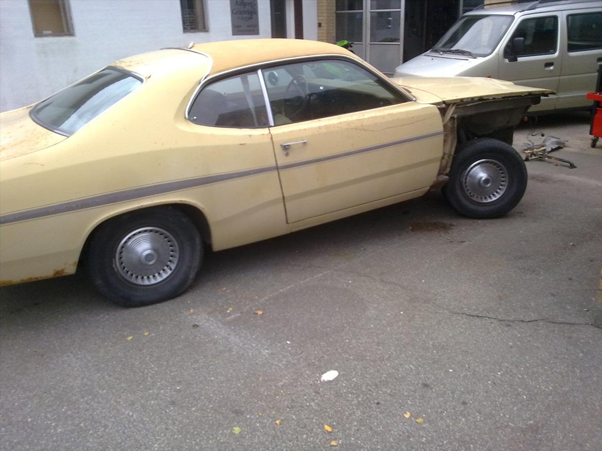 Plymouth gold duster billede 2