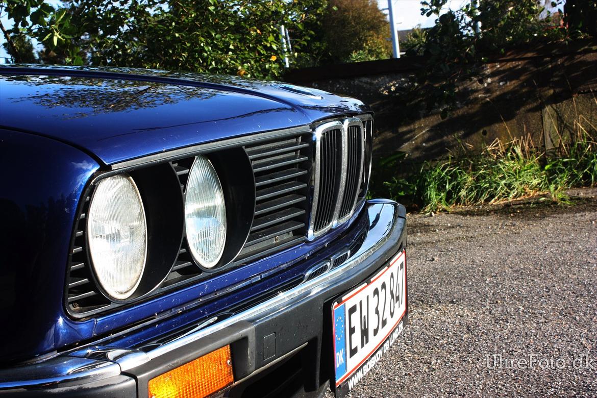 BMW E30 323 2.3i SOLGT billede 8