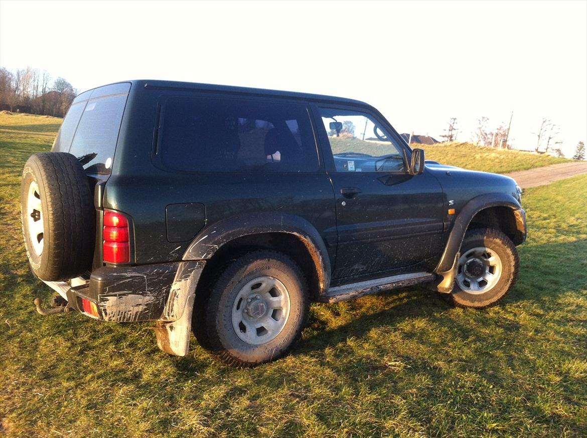 Nissan patrol gr y61 billede 6