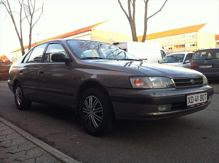 Toyota Carina E Galla #solgt billede 3