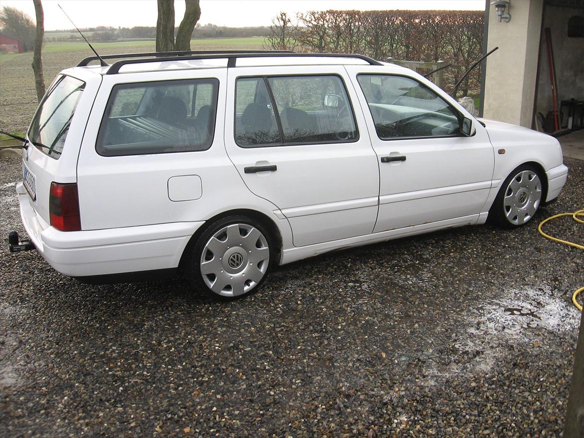 VW Golf 3 1,8 Variant SOLGT! billede 9