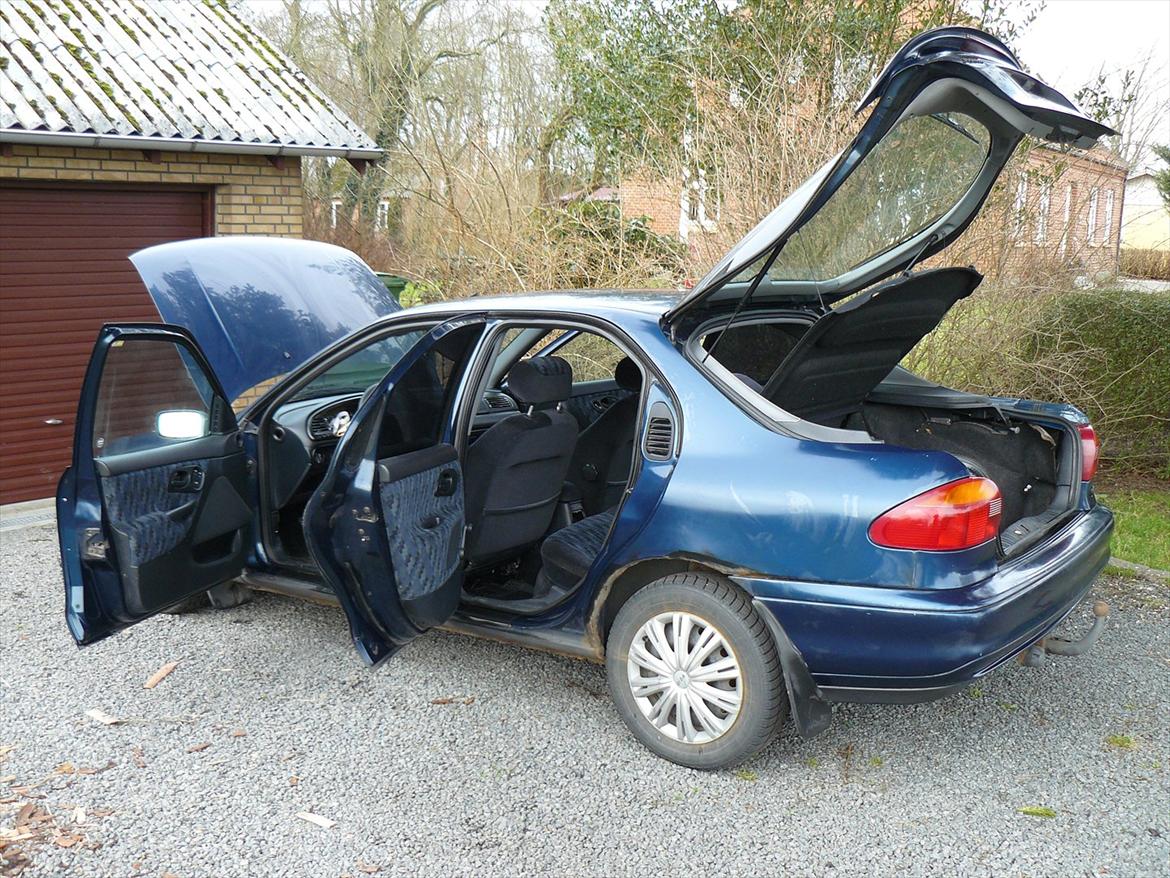 Ford Mondeo (Skrottet, motor solgt) billede 3