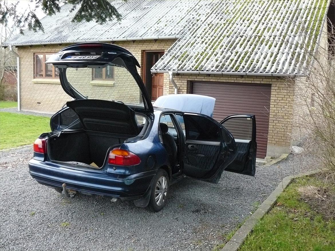 Ford Mondeo (Skrottet, motor solgt) billede 4