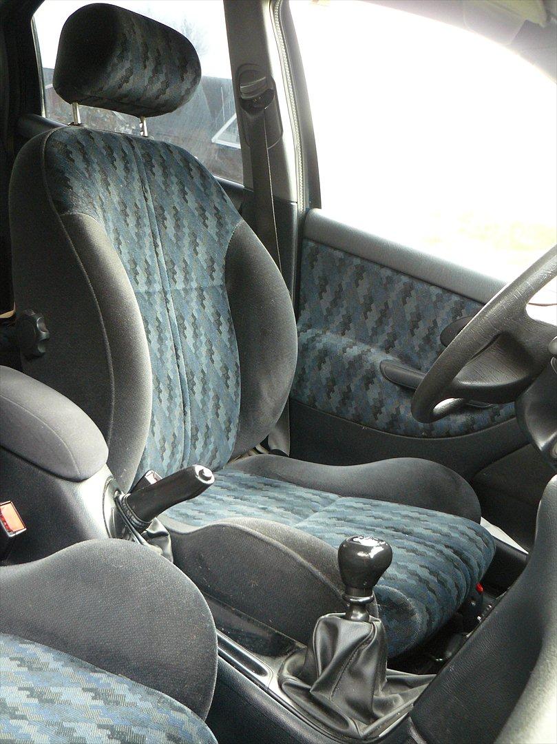 Ford Mondeo (Skrottet, motor solgt) billede 15