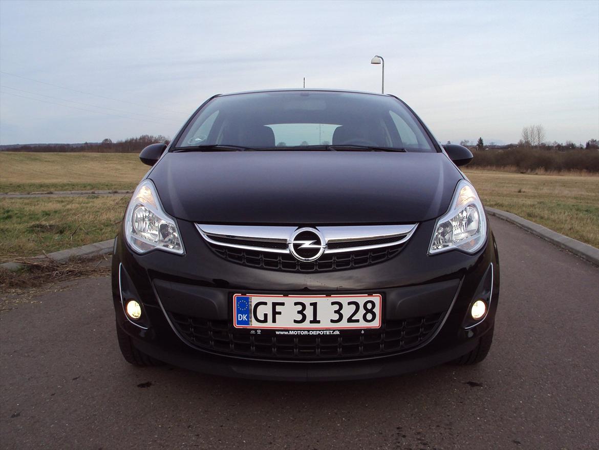 Opel Corsa Cosmo billede 1