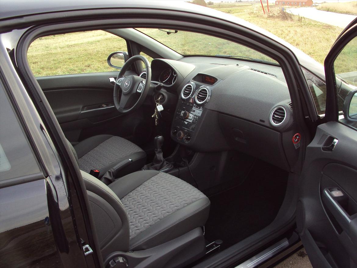 Opel Corsa Cosmo billede 17