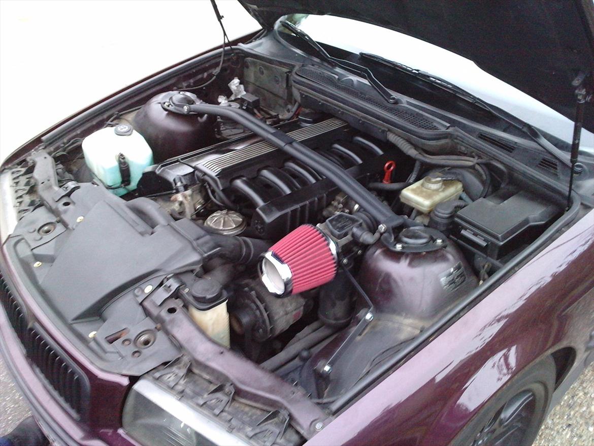 BMW E36 320i / SOLGT - Efter renovering :) billede 5
