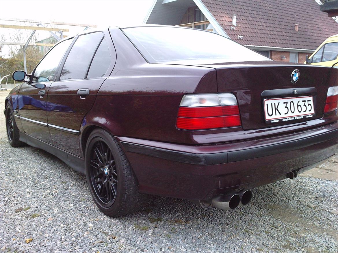 BMW E36 320i / SOLGT billede 9
