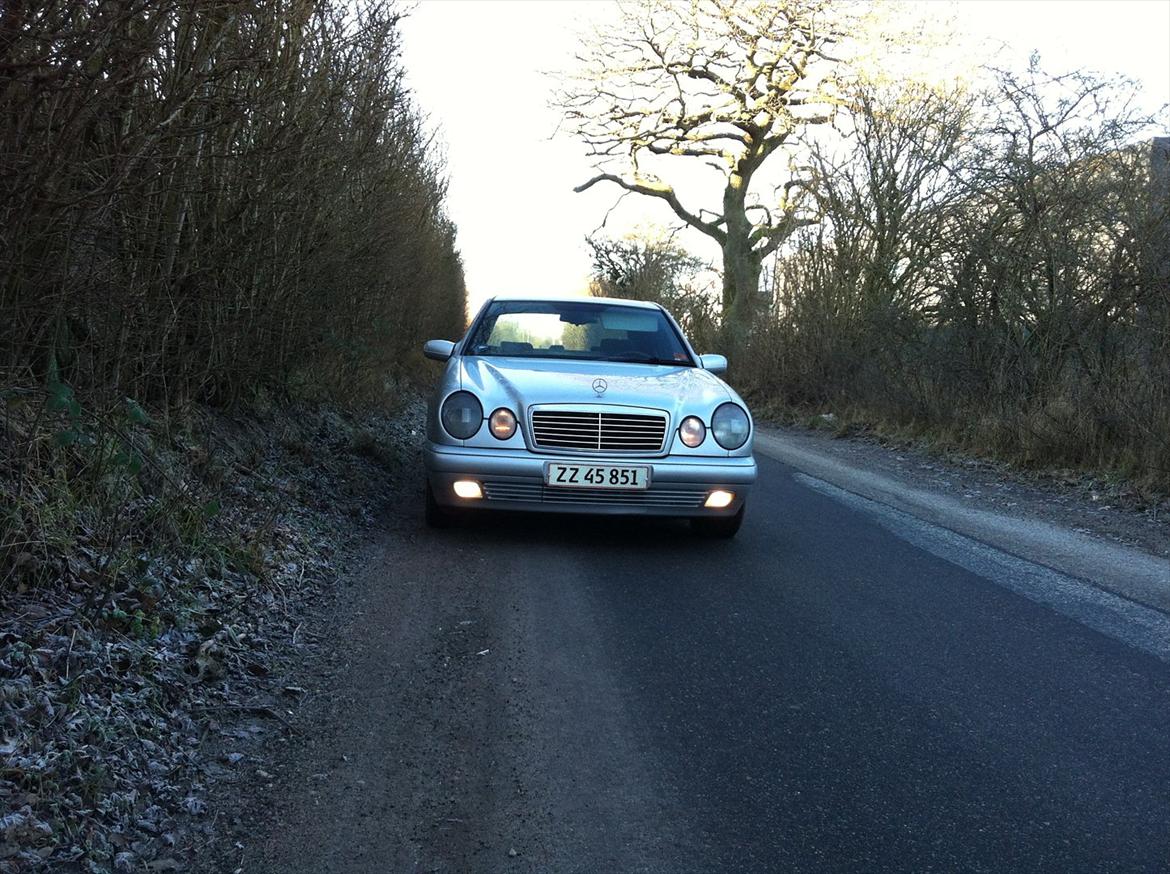 Mercedes Benz W210 E300 D billede 2