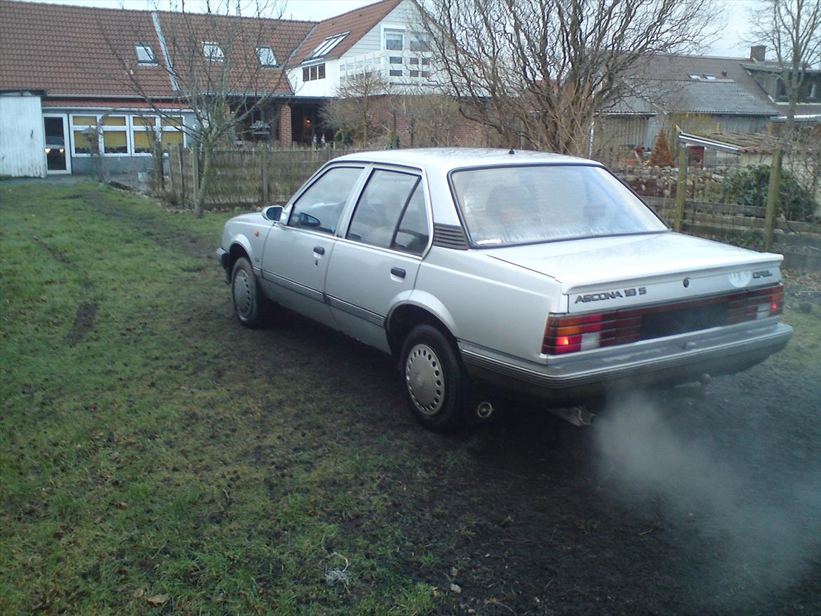 Opel Ascona C 1.6 solgt billede 6
