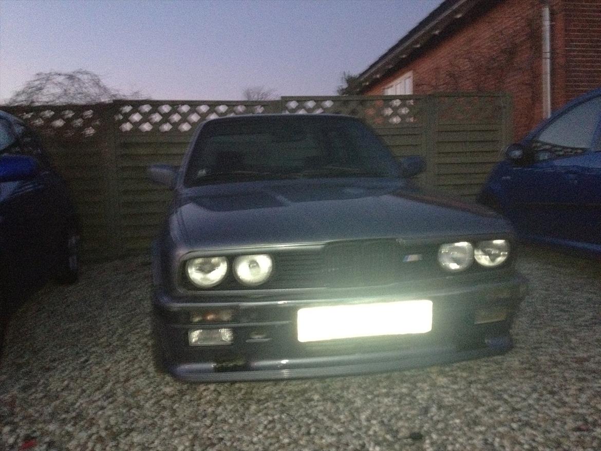 BMW E30 323i billede 14