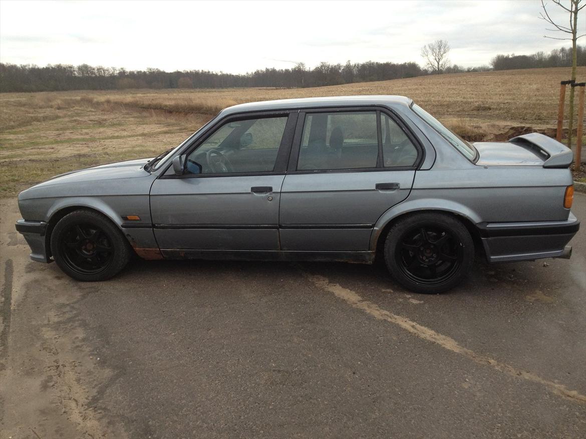 BMW E30 323i billede 10