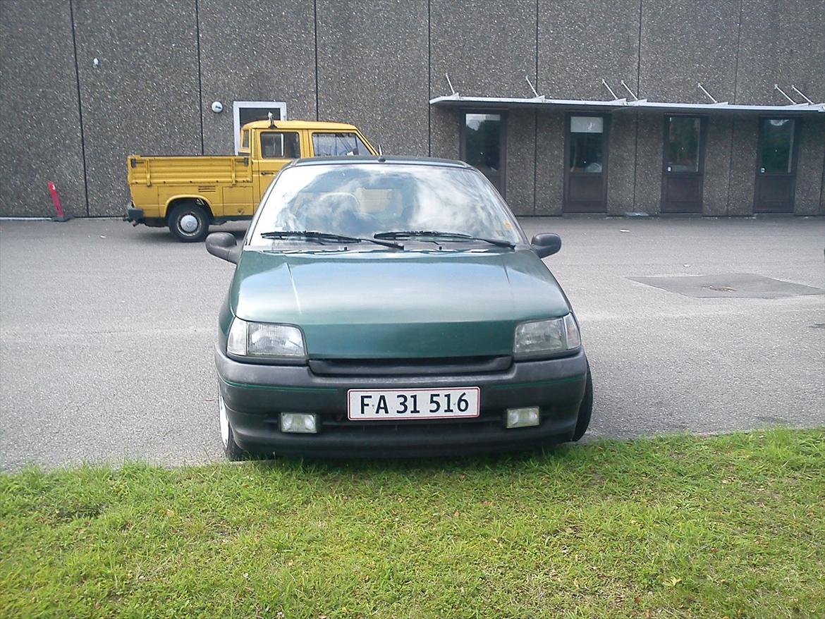 Renault clio 1.4s billede 3