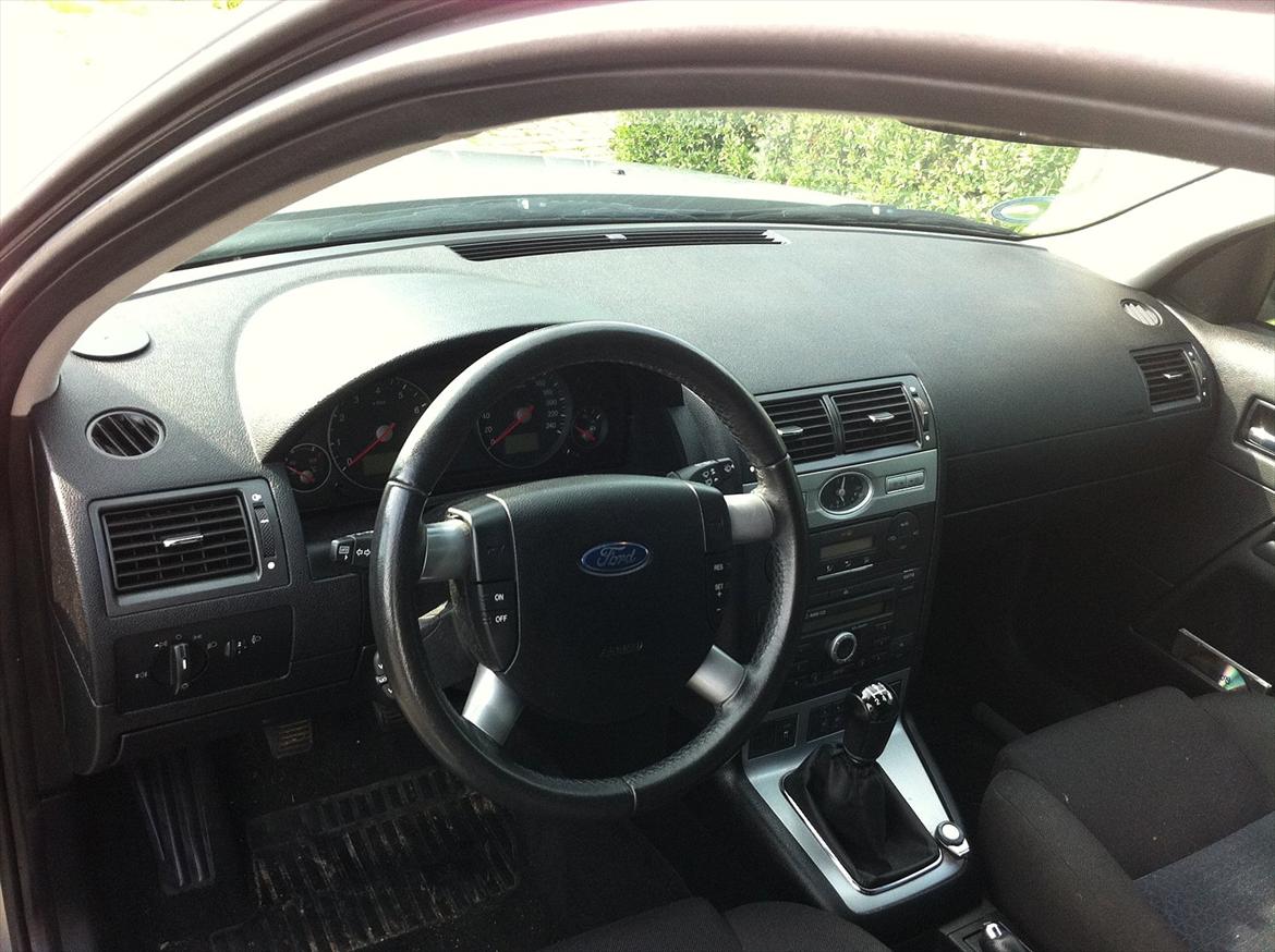 Ford mondeo SE stc billede 7