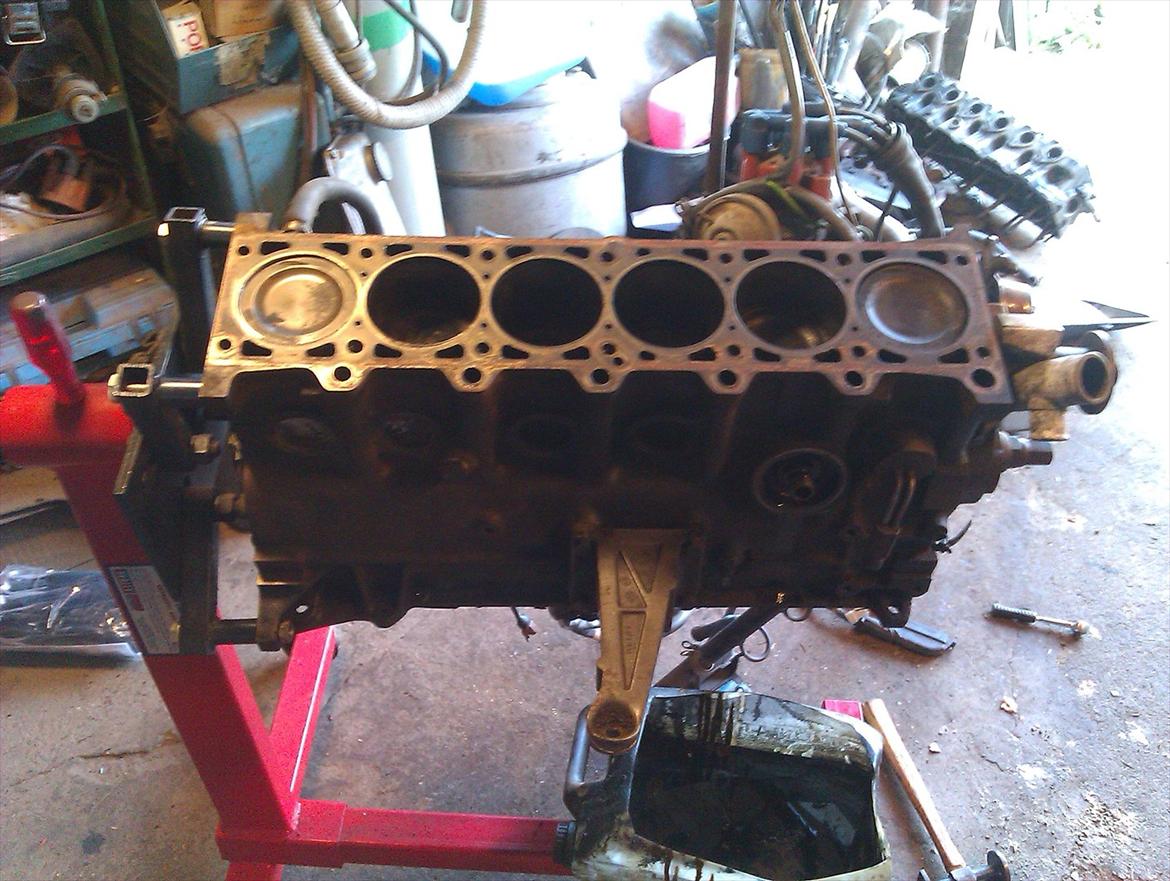 BMW E30 320 i (2,7/2,5) - solgt billede 10