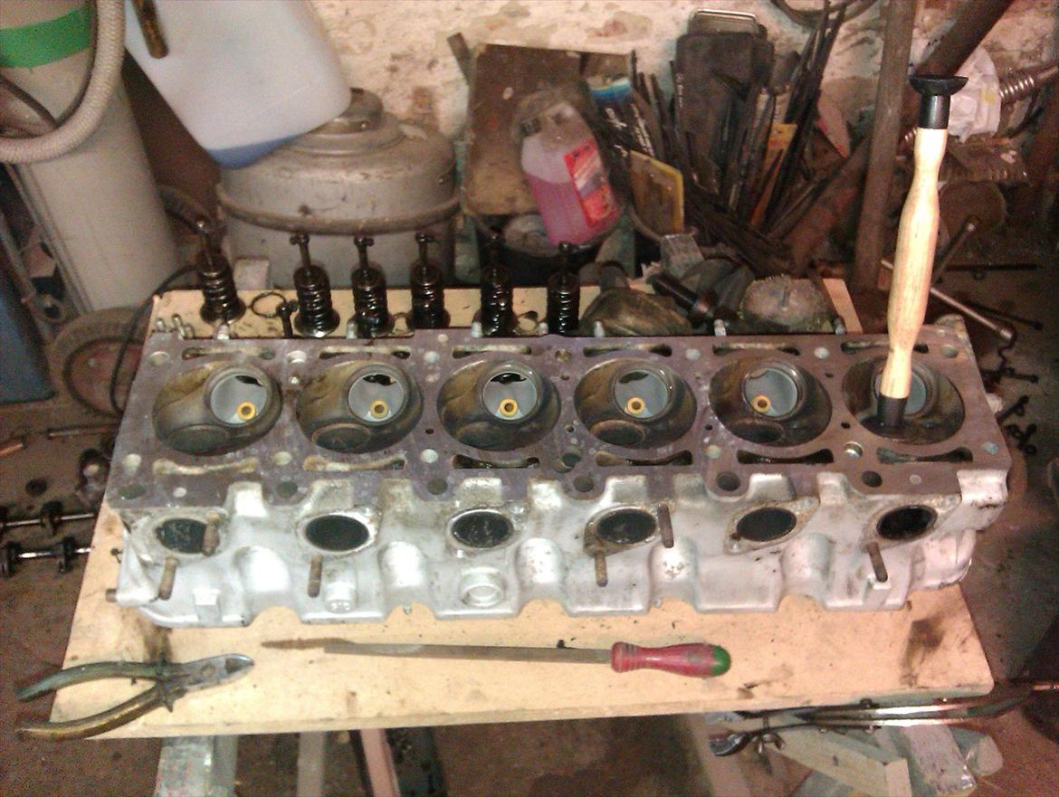 BMW E30 320 i (2,7/2,5) - solgt billede 11