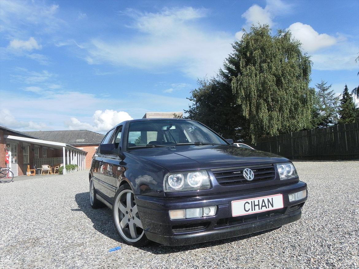 VW Vento 1,8 GL "solgt" billede 1