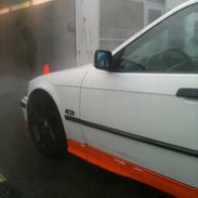 BMW 320i E36 (SOLGT)