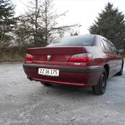 Peugeot 406   1,8 
