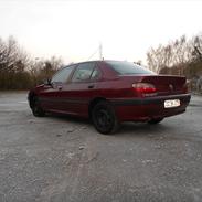 Peugeot 406   1,8 