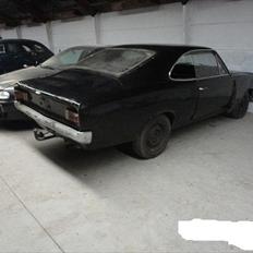 Opel Commodore a coupe