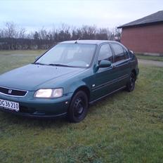 Honda Civic 1.6 v-tec solgt