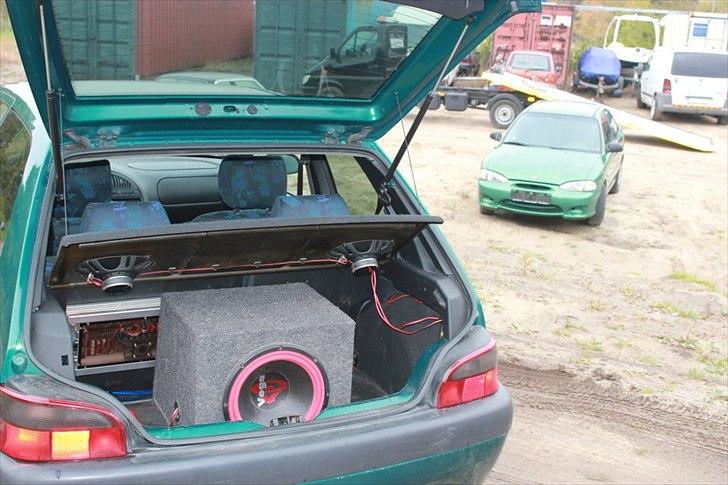 Citroën Saxo 1,6i VTR 8v SOLGT billede 6