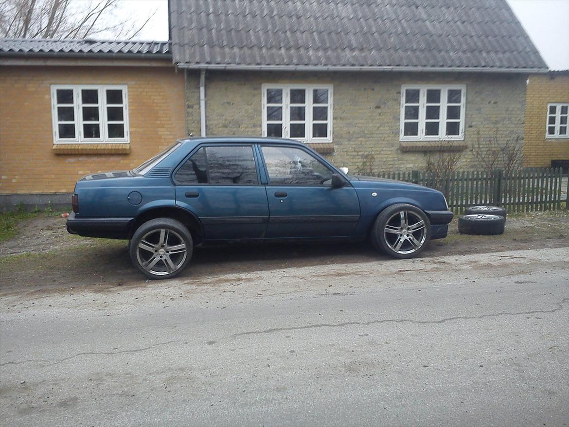 Opel ascona billede 16