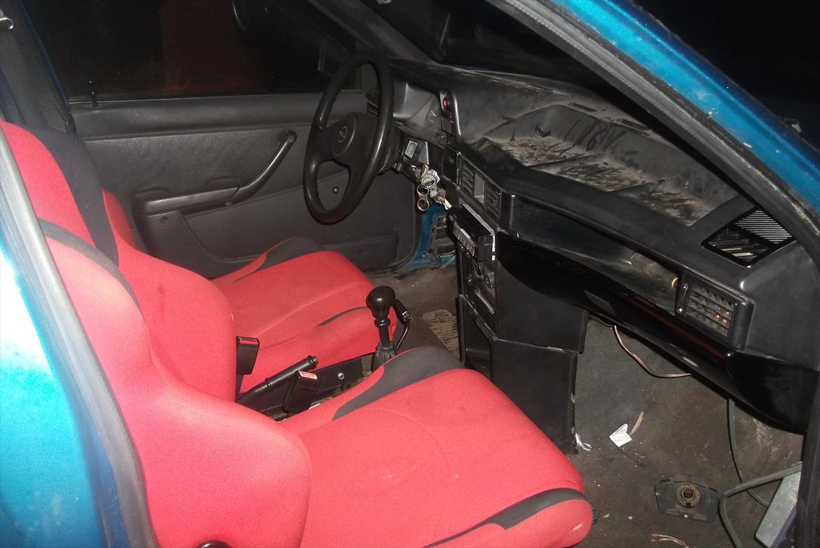 Opel kadett gsi billede 6