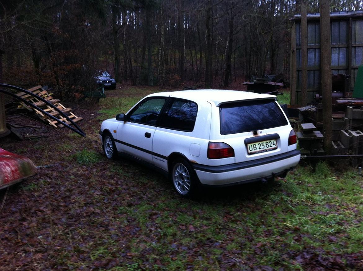 Nissan sunny gti [solgt] billede 3