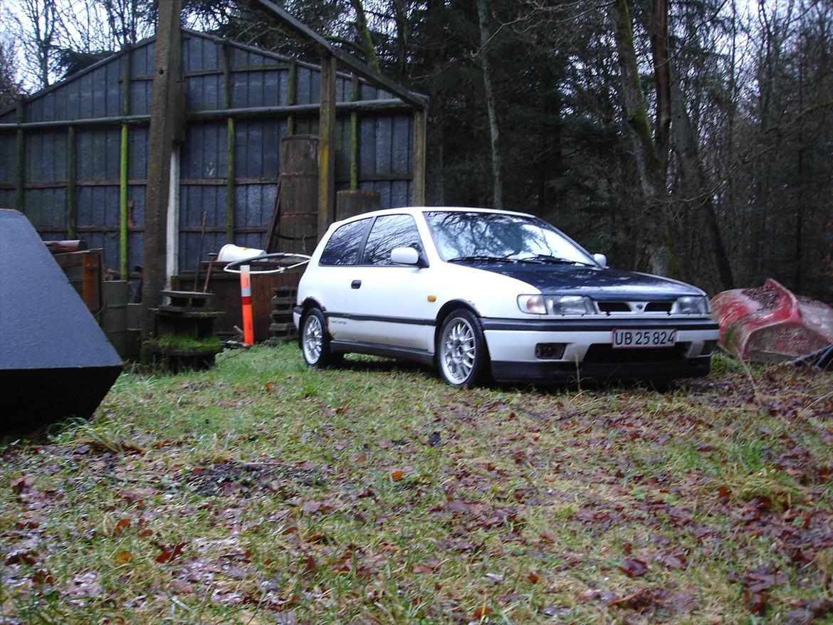 Nissan sunny gti [solgt] billede 7