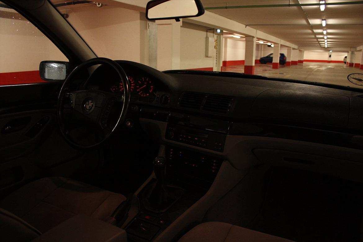 BMW 523i billede 13