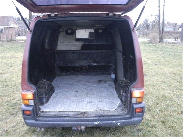 VW T4 TRANSPORTER 2.4 DIESEL <tide lige bil billede 2