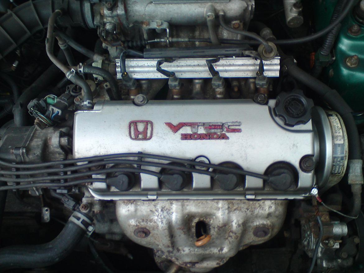 Honda Civic 1.6 v-tec solgt - V-Tec billede 7