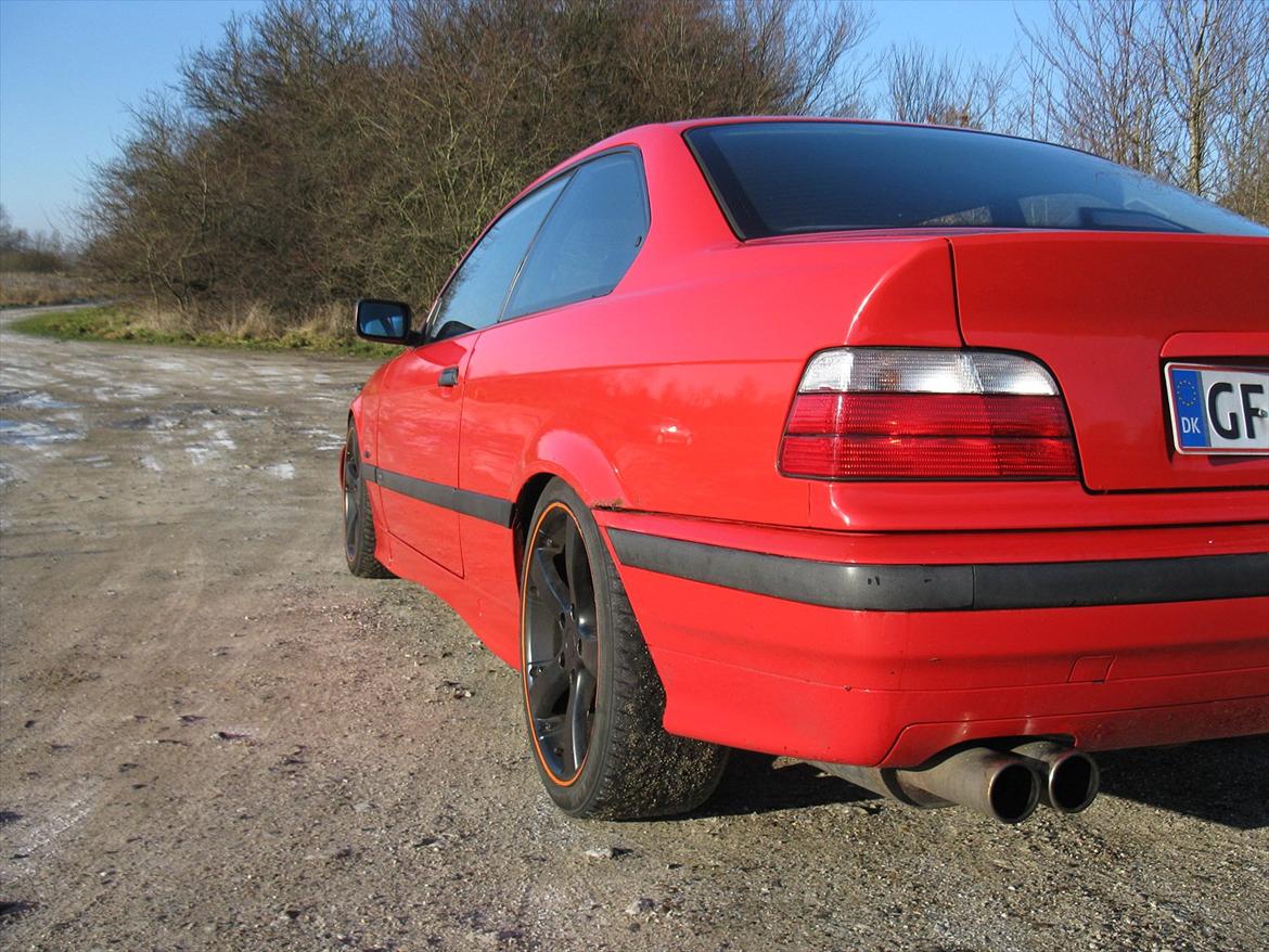 BMW E36 318is Coupe billede 10