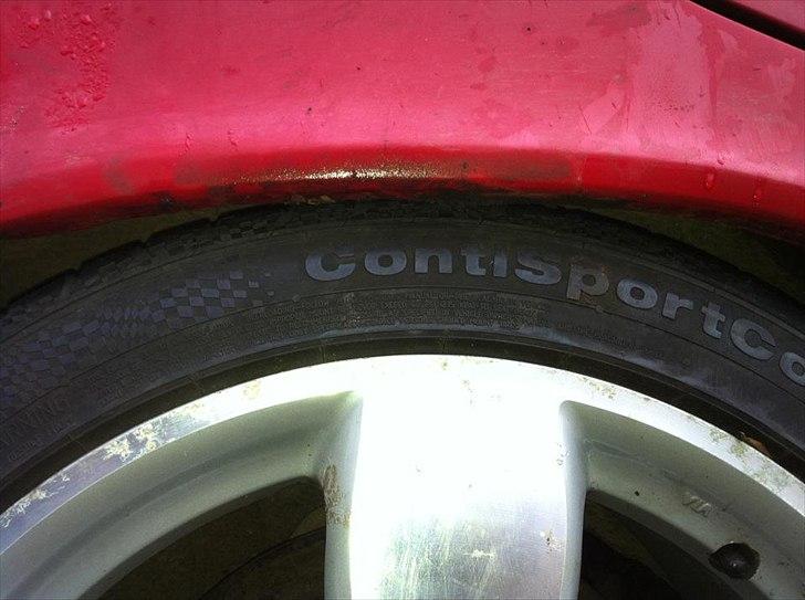 Mercedes Benz w201 190 - med prøve montering af det ene sommer fælg, for at de hvordan det ser ud billede 9