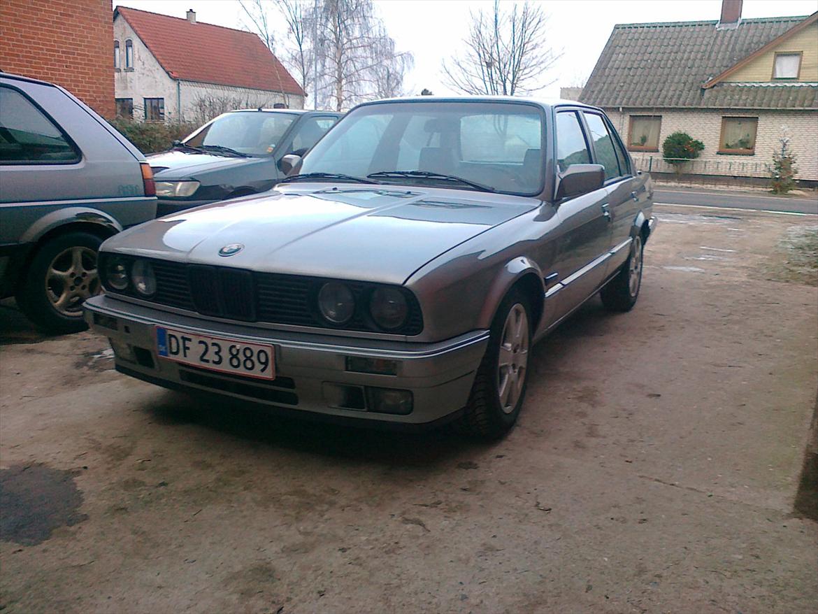 BMW 325i e30 billede 10