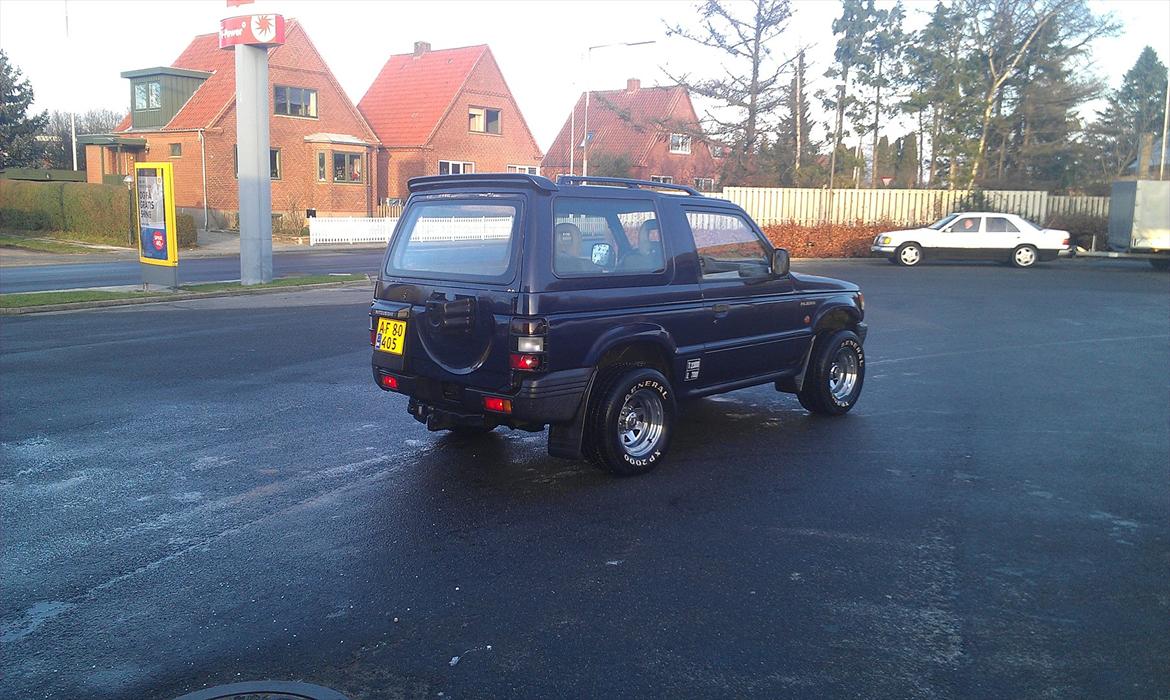 Mitsubishi Pajero 2,5 TD GL Pick Up Solgt billede 2