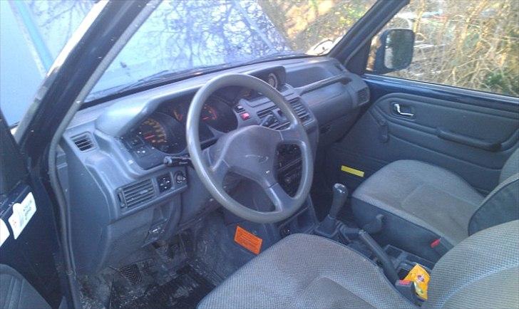 Mitsubishi Pajero 2,5 TD GL Pick Up Solgt billede 8