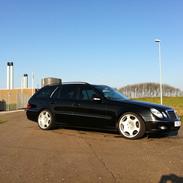 Mercedes Benz E 320 CDI Avantgarde